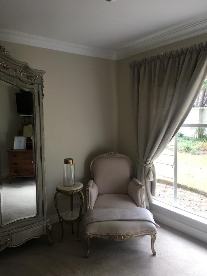 יוהנסבורג Vair'S Place Guest House In Sandton Paulshof - Apartment, Lux Suites & Spa מראה חיצוני תמונה