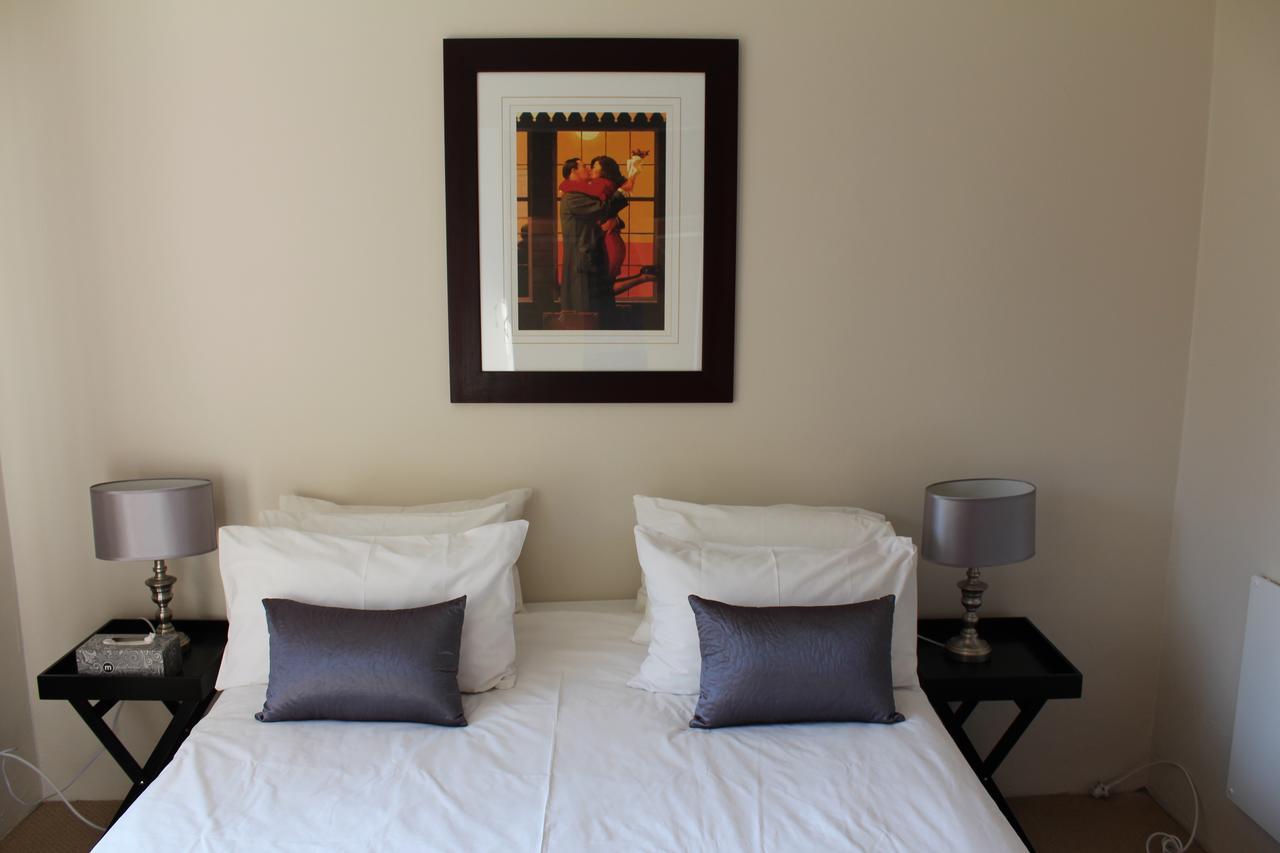 יוהנסבורג Vair'S Place Guest House In Sandton Paulshof - Apartment, Lux Suites & Spa מראה חיצוני תמונה